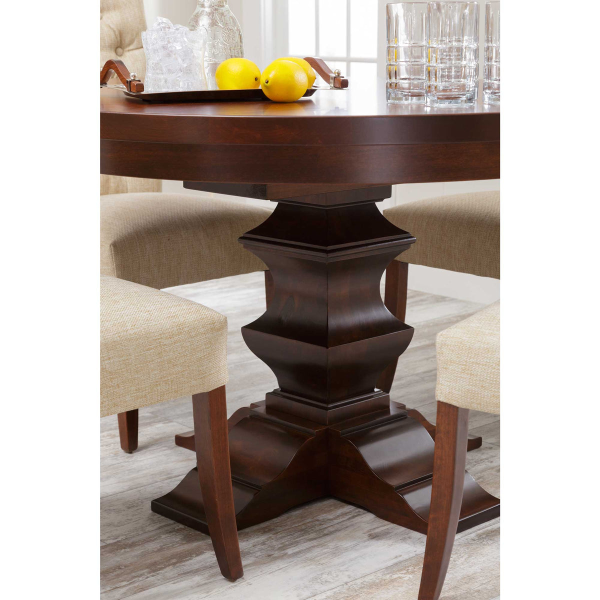 Mesa de comedor con pedestal extensible redonda Amish Ramsey