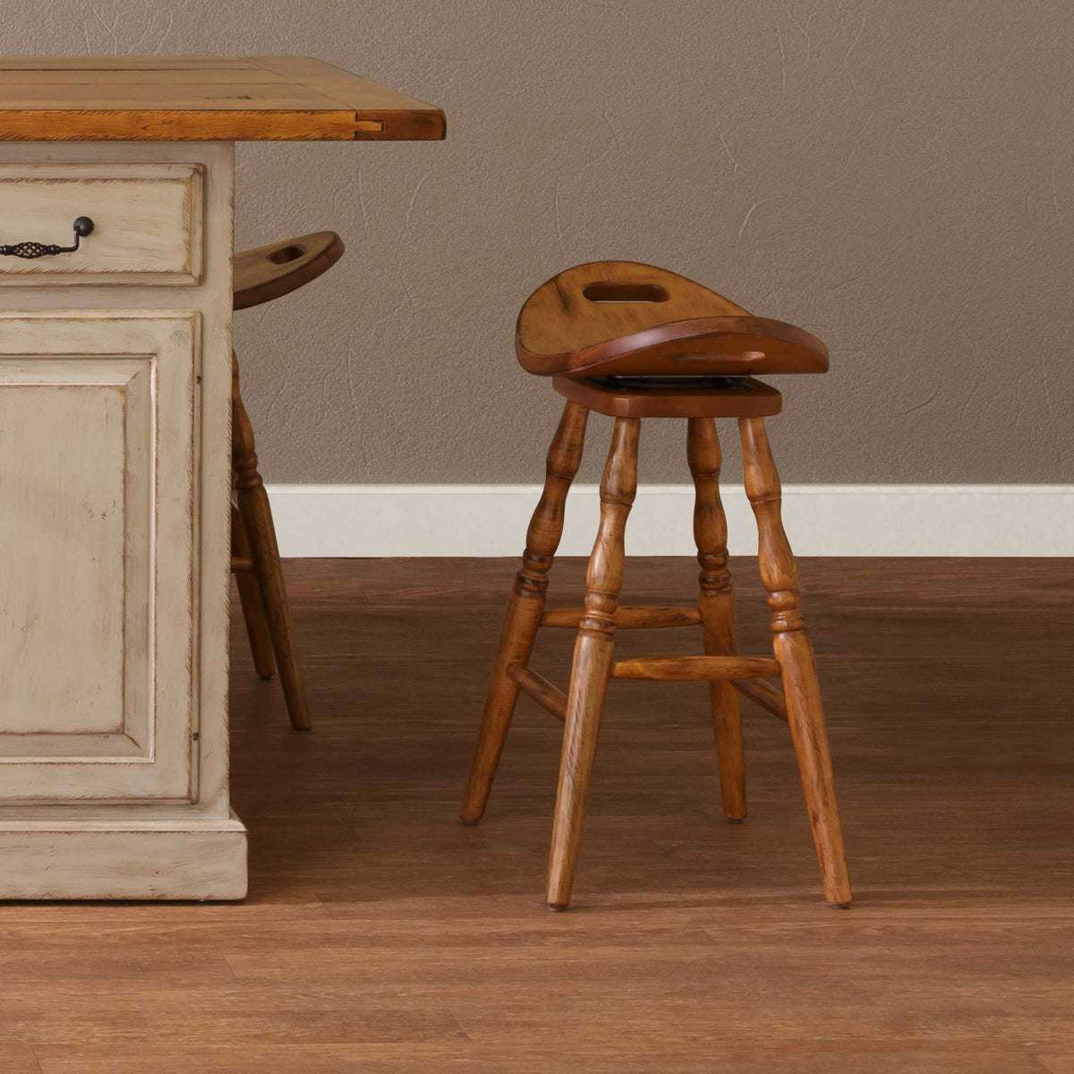 Amish Swivel Saddle Bar Stool