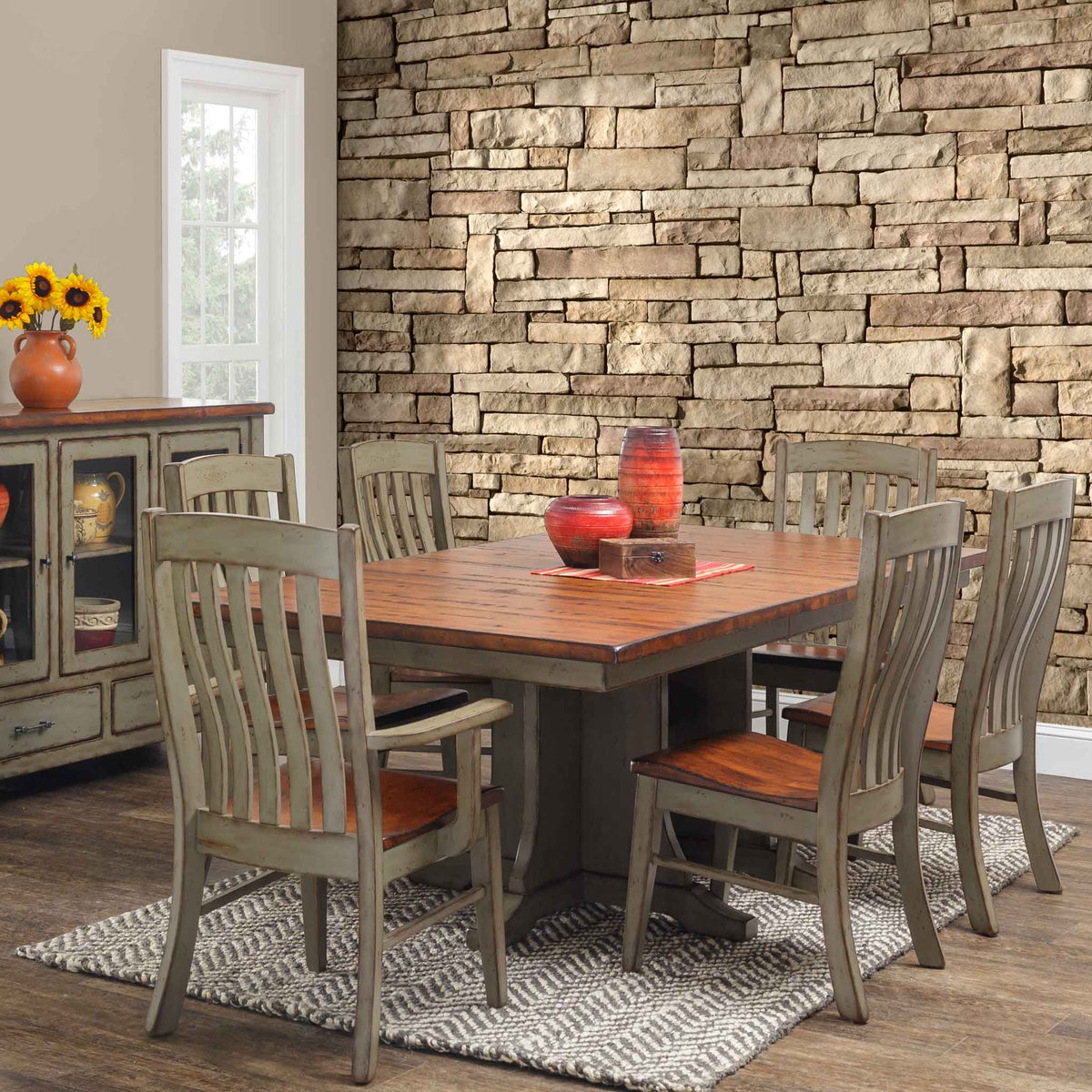 Clifton Amish Expandable Rustic Pedestal Table